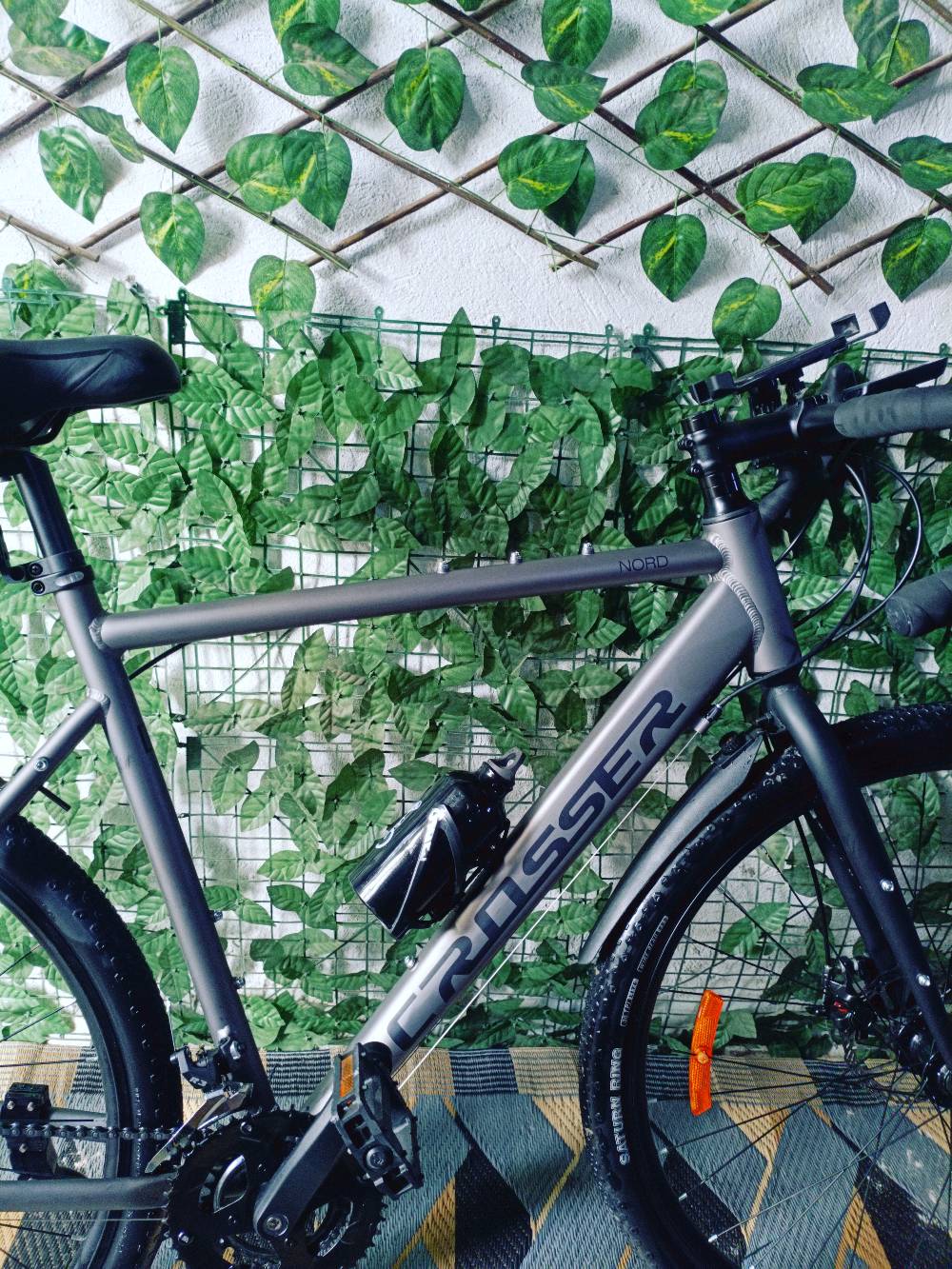 بغداد 
بايسكل ترحال ماركة بلغارية

دراجة السفر والمسافات الطويله

تمتاز بالقوة والسرعة

المنيوم

حجم 28

بريكات دسك

تاير عريض حجم 700×42

عدد السرعات 8×2

سستم السرعات نوع l-twoo

السعر راسني على الخاص

مكاني بغداد الشعله 

 +جاملغات + قاعدت مطاريه +مطاريه +لايت+كسارات فقط