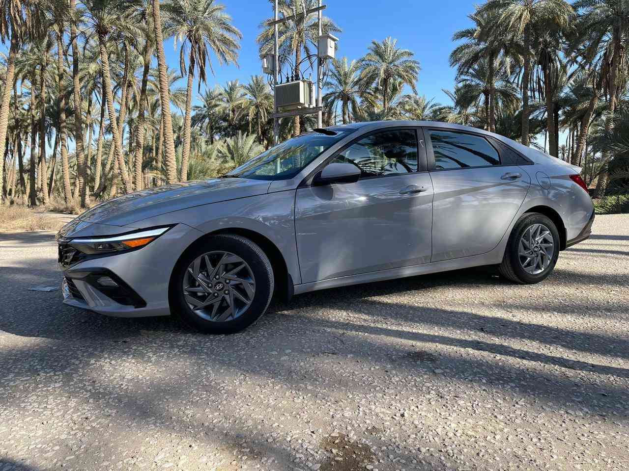 السلام عليكم للبيع هونداي النترا مديل 2024 ورد امريكي دخول جديد فحص مؤقت ضررها دعامية الأمامية  فقط بدون ايرباك مكينه وكير مكفوله تخم تاير جديد حداديه جديده مكفوله من الضربه والصبغ  مواصفات السيارة
بصمه
تشغيل عن بعد
مكينه 2000 دوش
ثلاث وضعيات قيادة
إنارة ترحيب
كامره دواره
شاشه كبير
مانع تزحلق
ماشيه 5000 مايل
هيتر بل كشن
هيتر بل ستيرن
رادار امامي خلفي جانبي
تحكم ستيرن
مثبت سرعه
مكان السياره كربلاء
السعر  اتصل على الرقم
***********
