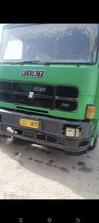 سياره افيات  حموله 12500 حجم تاير 22/5      10برغي تاير  مكفوله  محرك ...