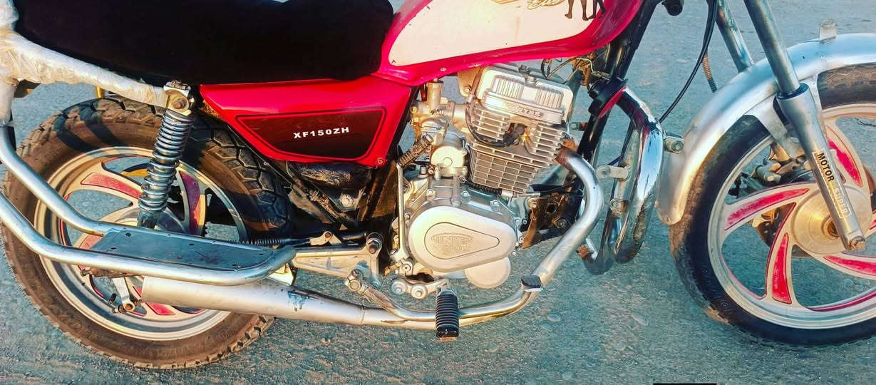 سلام عليكم موطور لبيع جني دبل بلك موطور كلو شغال لايت عالي ناصي بك لايت شاير اربع جيهات محرك مفتوح بس الفوك موطور جاهز موديل 16 السعر 350 وبي مجال ***********اتصل وتدلل
