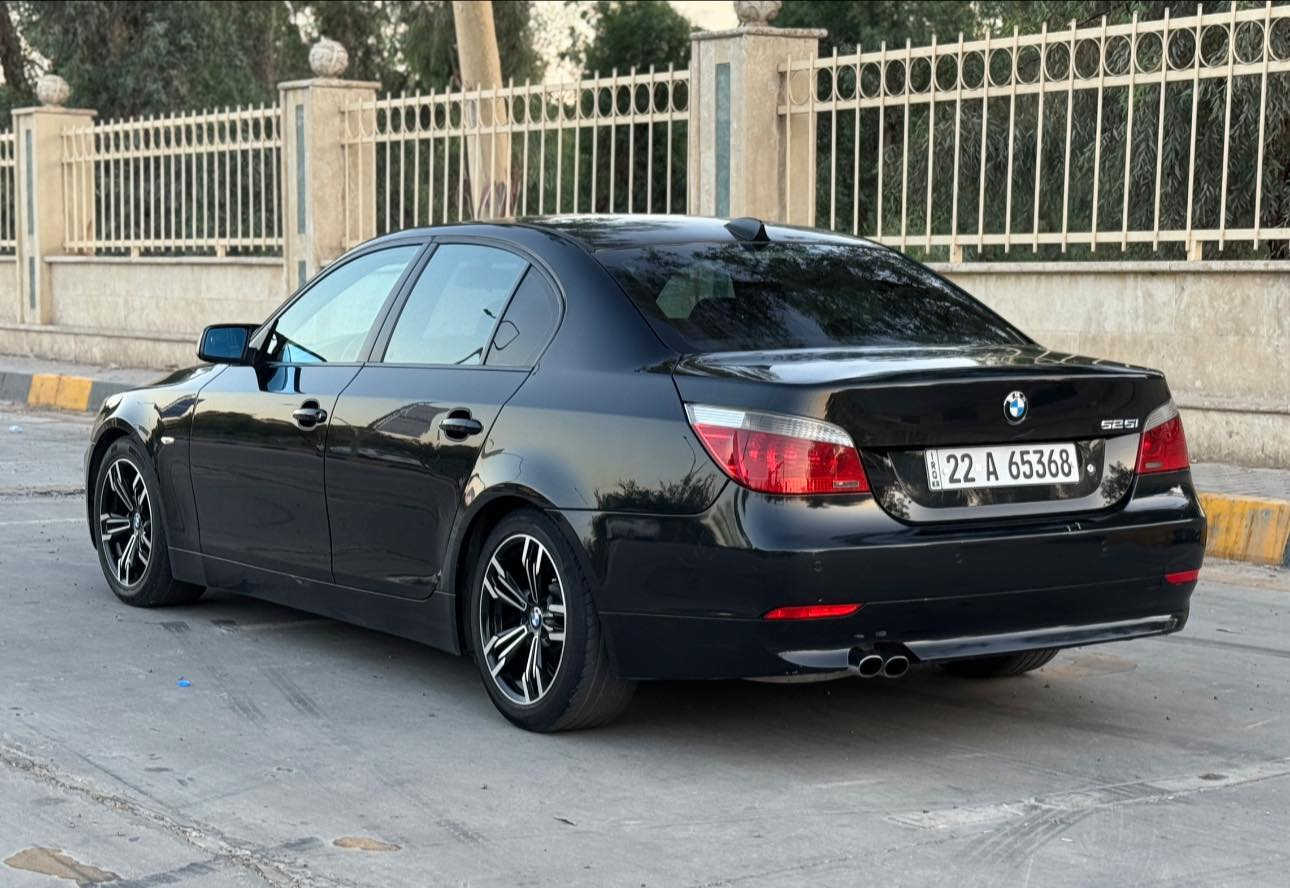 للبيع E60 525i 2004 

محرك المرغوب مال صقر دبل فانوس 

كير عادي 7 نمر مع البك 

تبريد ثلج  ، تدفئة ، كشنات هيتر 

داخل صاج ، دركه M ، كروز سرعة ، تحكمات ستيرن 

وبعد كثير مواصفات معروفة هل موديل 

السيارة قطعة واحدة صبغ فقط 

كير محرك كهربائيات شرط و بلادي 

رقم اربيل سنوية تسقط 2030 

السعر 106$ بيها مجال بسيط 

للتواصل والاستفسار على رقم 

***********
