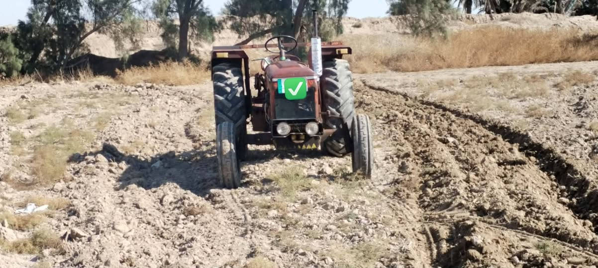 السلام عليكم كاروبة للبيع موديل ٨٧ رقم بابل تحويل مع معدات (فدان +معدلان +خرماشة ) السعر ٦ ونص 
العنوان بابل ـ القاسم 
للأستفسار : ***********
