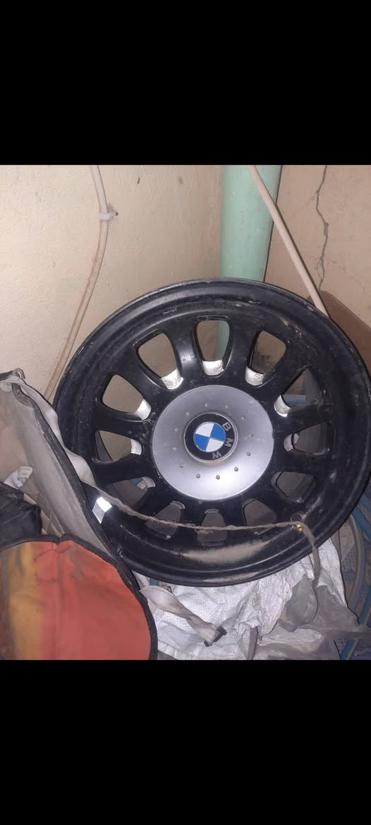 وياله سعرهن 125 الف 
***********
