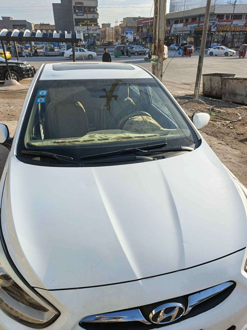 السلام عليكم للبيع
اكسنت موديل 2014 خلجي
محرك كير كفاله 
حجم المحرك 1600 دوش قطرتين
ببه صبغ دعاميات الدوسات 
نص البنيد 
السياره بسمي 
السعر(110) 
للستفسار (***********) بغداد, العراق
