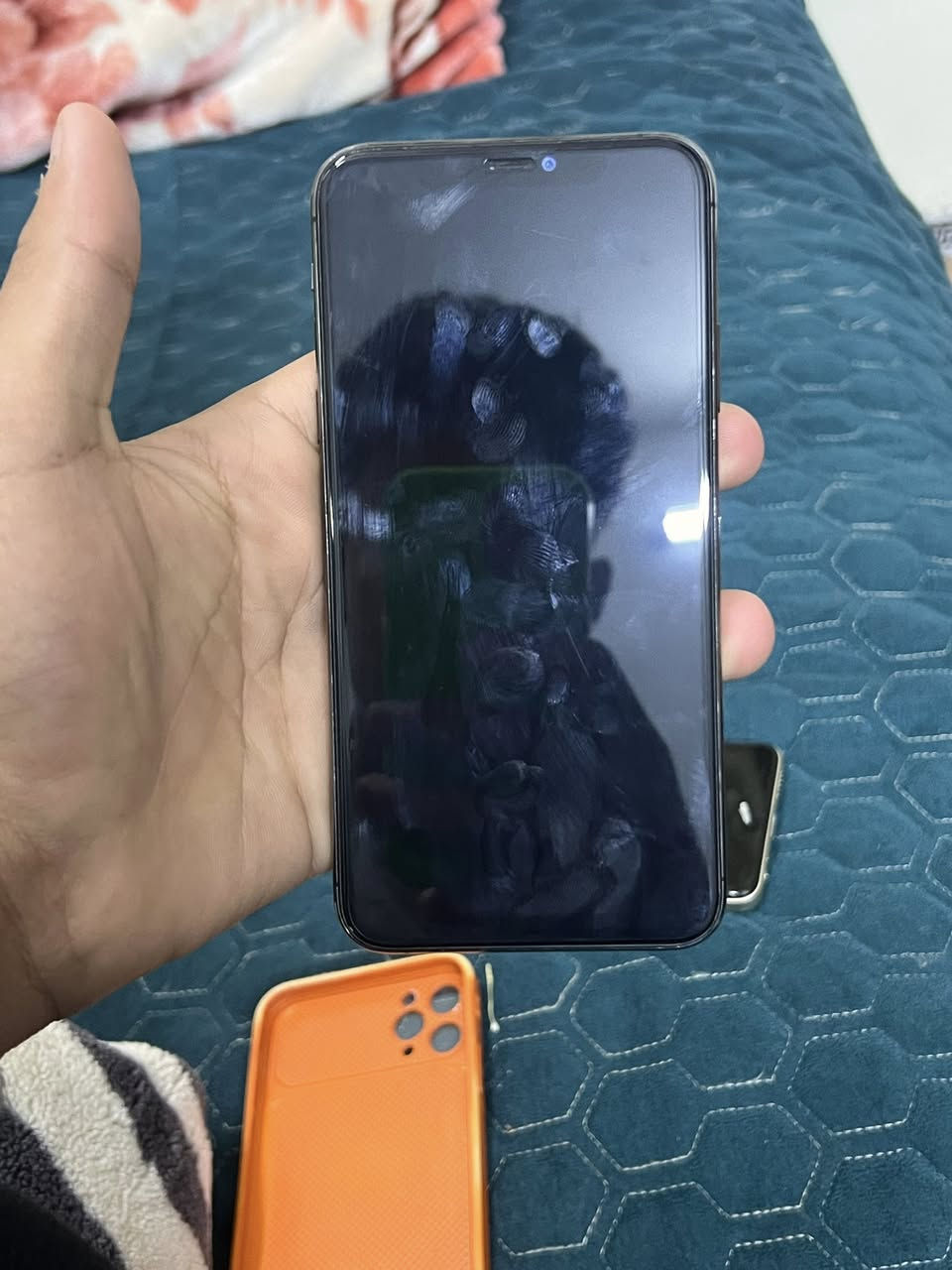 آيفون 11برو ماكس مبدل شاشه وبطاريه قطع اصليه مال تفليشً جهازً فول نضافه فيس إيدي شغال ذاكره 256 بطاريه 100جهاز فول ضافه ويرهم مراوس ويه إيفون 12برو ماكس وانطي فرق السعر 260بيً مجال ***********
