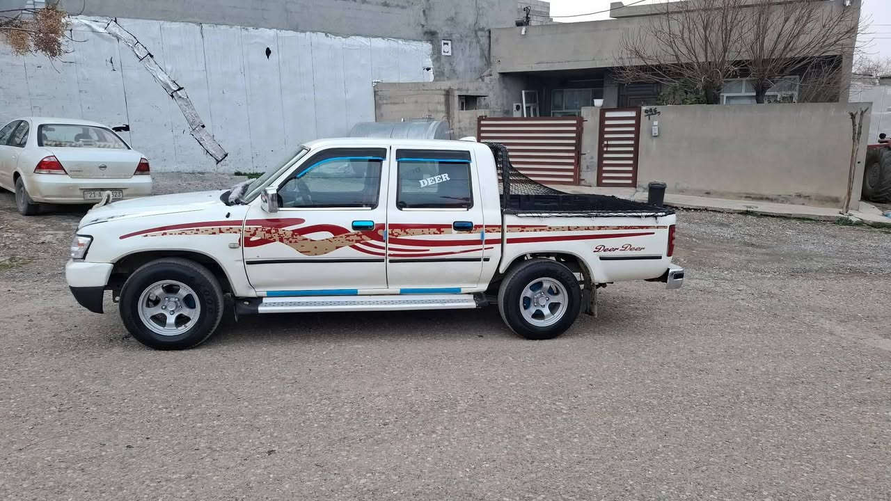 سڵاو هاوڕێیان
پیکاب دێر ،، 

مۆدێل 2006 ،،،

کۆدی ئاسایشی و مەنەفێستی ئەسڵی لەگەڵە 

مەکینە بەخاخ ئەمڕۆ پێنج ڕۆژە مەکینەیەکی لۆکی بۆ بەستراوە ،، 

گێڕ ، مەکینە ، تەقە و ڕەقە کارەبایی  بەشەرتی 100 فیتەر ،،، بە دوای مەسرەفە مەگەڕێ  هەزار دینار مەسروفی نییە دەعامی بۆ دەعامی بەشەرتی فیتەر ،،،،

نــــــــرخ ( 41 ) گەڵا مەجالێ برایانە 

ناو سور چوار تایەیی تازە ماڵی دۆستە 

***********/***********
