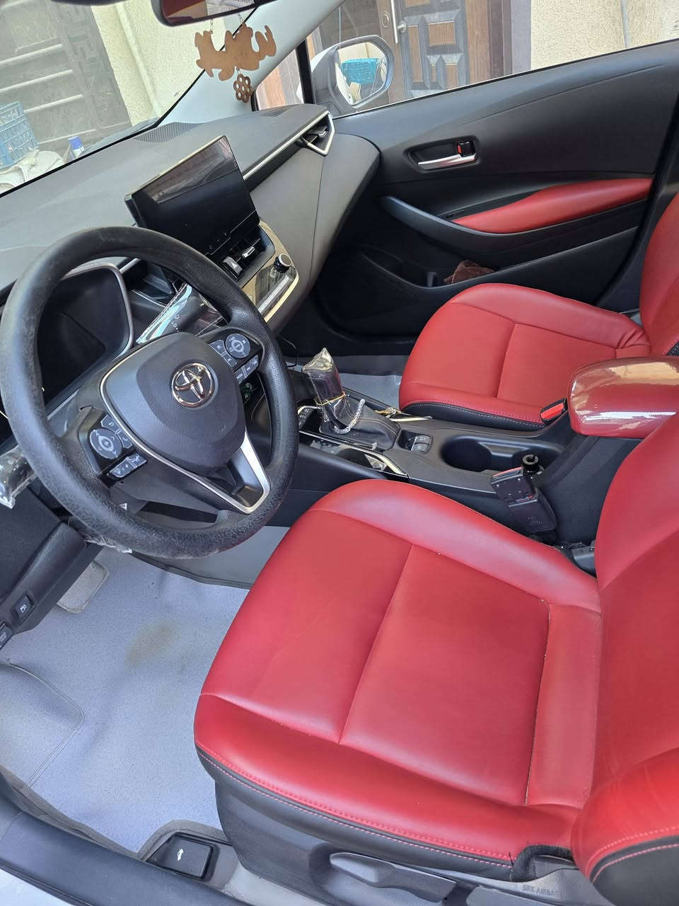 السلام عليكم كورلا للبيع
موديل ٢٠٢٤ مكفوله 
رقم بغداد
مدوشمه كاعيه والصندوق
وجام عازل حراري 
والبجم مغلف PP F
ماشية 15 الف و900
السعر 150$
مكان السياره بغداد الغزالية
رقم ***********
