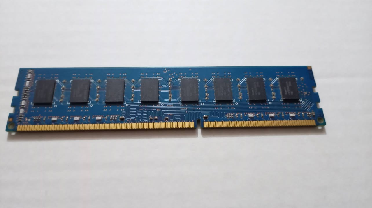 رامات 4gb ddr3
السعر 7000 مع توصيل مجانا
الرامات مستخدمة شغالة
وبيها ضمان اسبوع


**إذا كنت صاحب هذا الإعلان وتريد حذفه لأي سبب، رجاءا أرسل رسالة إلى الدعم الفني**