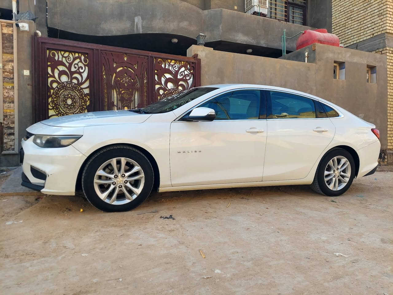 السلام عليكم
للبيع ماليبو خليجيLT 2017 وكالة شركة المنصور كفاله عامه من الضربه و الصبغ والتبديل رقم بغداد الجديد بسمي مشروع وطني انكليزي مكفوله مكينه كير حدادية كهربائيات تبريد تخم تاير باتري جديد شادلها دوشمه جديده كامره امامي وخلفي داش اصليه 

مواصفات السياره معروفه 

6 بصمات

تبريد قطعتين 

ثلاجه بالجكمجه 

لايت زنون بلاد مع تحكم لايت ثلاث وضعيات 

حساس خلفي 

سايد بربك بصمه

شاشة عطلات 

وبيها بعد مواصفات 

السياره على وضع الشركة 

خوان السياره خليجي مو أمريكي

محرك 2500 تنفس طبيعي مو تيربو

 بيها تكحيل كارت حك 10 سانتيم

السعر ١٤٥ وبيها مجال 

مكانك السياره كربلاء 

***********
