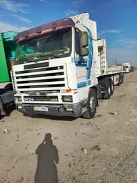 اسكانيه موديل ١٩٩٦بطه مكينه143     V8لاتبخير ولاتنقيص تخم تاير السعر 1...