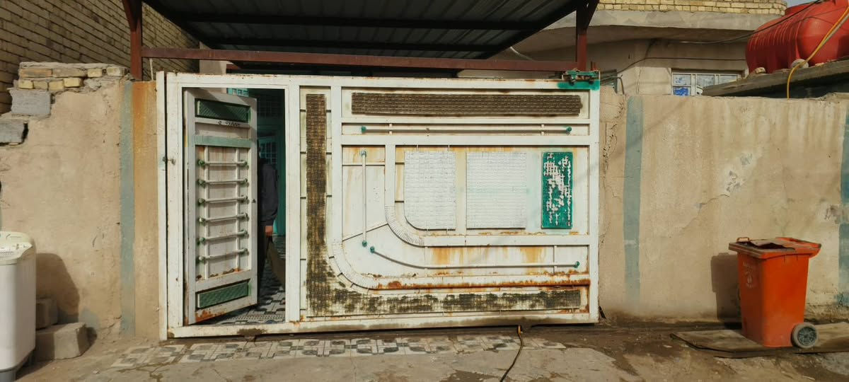 سلام عليكم دار للبيع مساحه 200م مكان قرب صيطرت الحاوي للستفسار ***********
