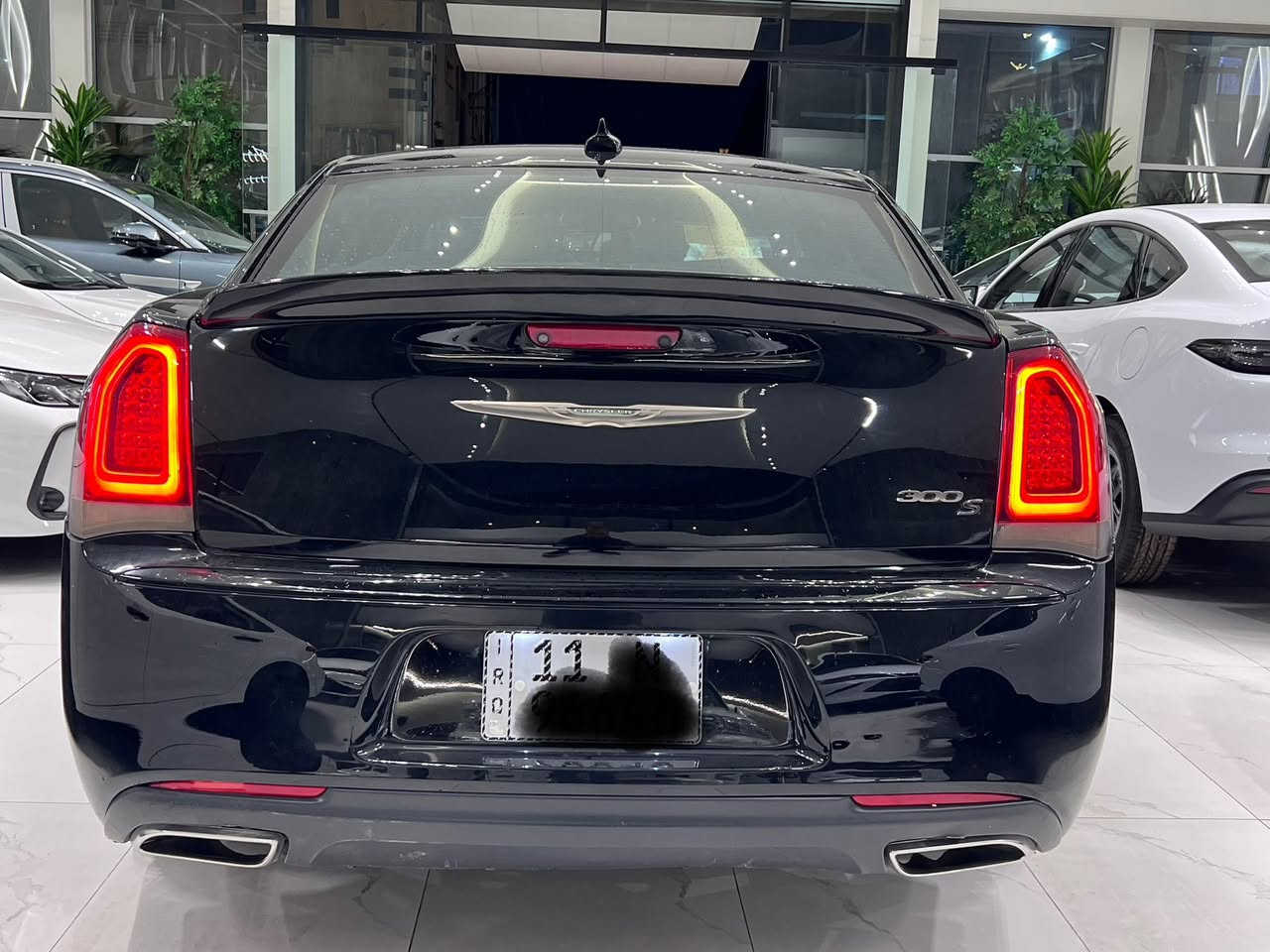 سلام عليكم 
اوباما 2019 S كولد امريكيه بدون حادث كلين بيه فقط مكانين بارد رقم بغداد ب اسمي ماشيه 50  

موصفات 
بنروما 
بصمه 
تشغيل عن بعد 
كامره 
كراسي كهرباء 
تحكم ستيرن 
بجم زنون 
تدفاء تبريد مقاعد
جلد 

سياره جديده اي نقص مابيه كير محرك مكفول سعر 270 ورقه بيه مجال للاستفسار اتصال
 
مكانه بغداد ***********
