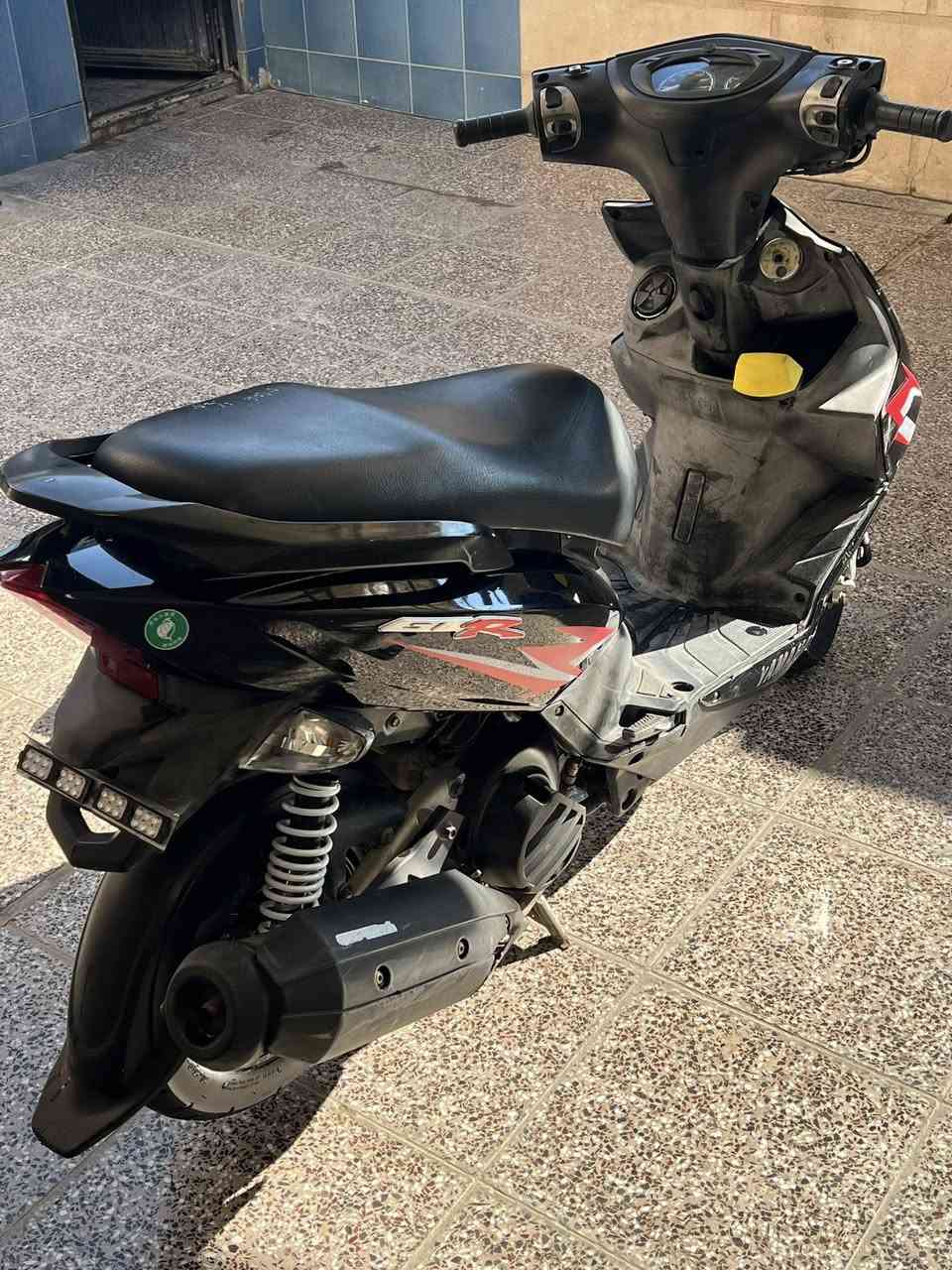 سلام عليكم متاح دراجه جي تي ار دراجه خط اول موديل 2015 شلعه ومعدل وشكل كله جديد سعر 1000 وبيه مجال ***********
