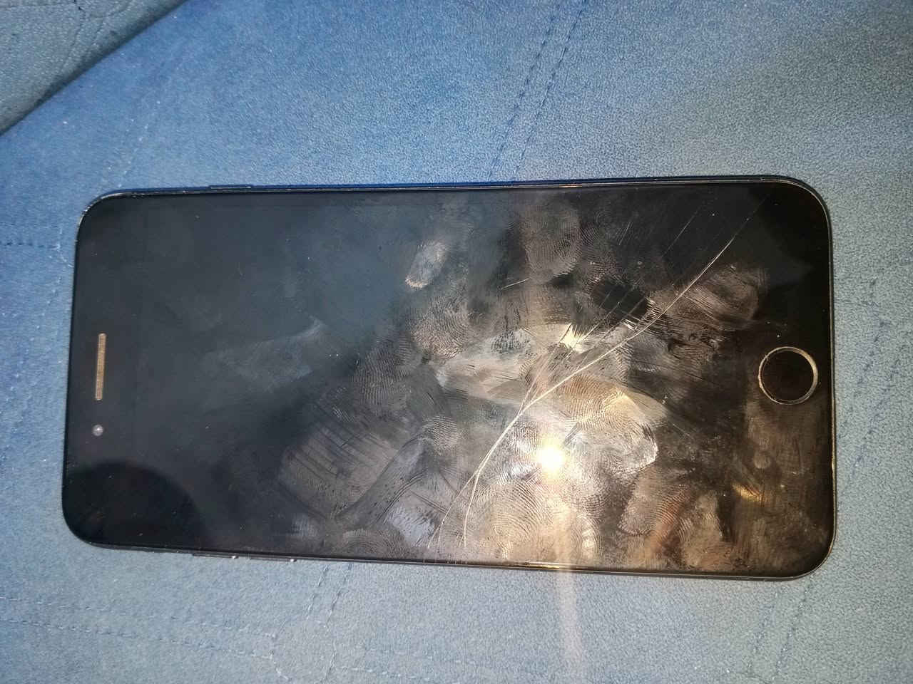 السلام عليكم ورحمة الله وبركاتة
ايفون7  مبدل شاشه ويحتاجله بطاريه فقط والكامره الخلفيه يحتاجلها تنضيف فقط 
السعر 70 وبي مجال


**إذا كنت صاحب هذا الإعلان وتريد حذفه لأي سبب، رجاءا أرسل رسالة إلى الدعم الفني**