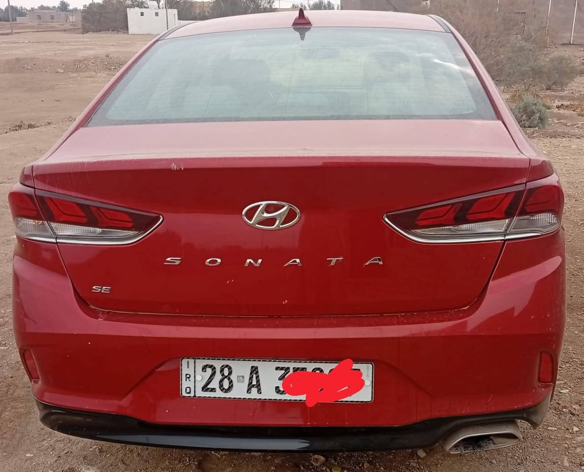 سوناتا  وارد أمريكي فئه SE موديل  2019محرك2400 GD محرك غير مفتوح كير 6 نمربلادي كهربائيات كلها جديده تحكم ستيرن مثبت سرعة رادار جانبي شاشه كبيره  تخم تاير ستوني شادهن  حداديه دبلات شرط جديد استوني مشتغلهن العنوان الحمزه الشرقي (***********) السعر خاص

