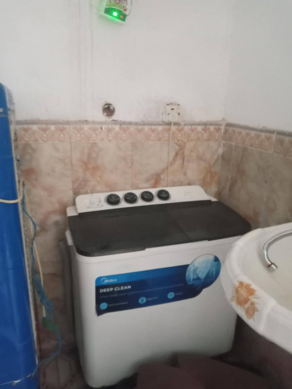 اغراض للبيع ***********
