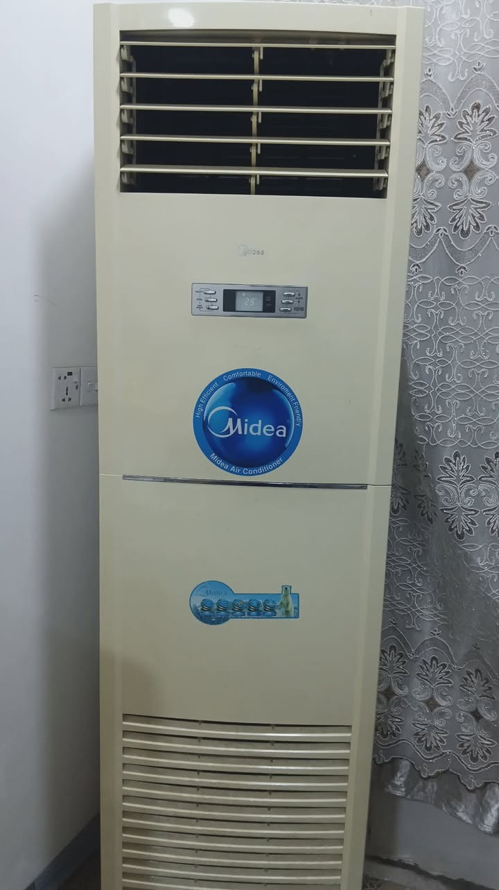 سلام عليكم
يوجد لدينه سبالات كنتوري 

كنتوري حافظ ت3 طن  بسعر 700
وكنتوري ميديا 3طن. بسعر 650 
وكنتوري. اوشن 2طنين وثلث بسعر450
وثلاجه جبسن 150 
رقم ***********
المكان الزعفرانيه
