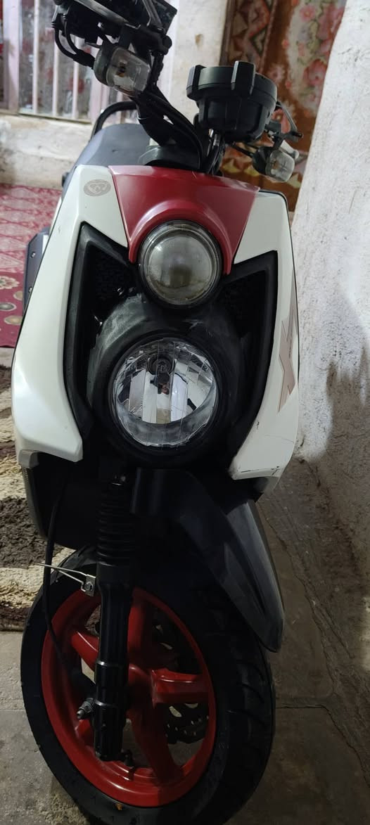 سلام عليكم شباب سكنس جبلي رمبه رمبه الدرجه نازله قبل 6 ايام من شارع الضلال
الدرجه كامله مكمله اي نقص مابيه لدرجه ختم واحد وناشفه ناشفه بشكل 
بيها كلجات WF
شلعه ومعدل طيران 
ناعمه ودهن موتل ا
الدرجه حتاجيت واريد ابيعه الله شاهد 
مكان الدرجه الدولعي شارع لحسابات 
***********
