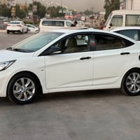 اكسنت ٢٠١١ • مكينة ١٦٠٠ • فتحة سقف