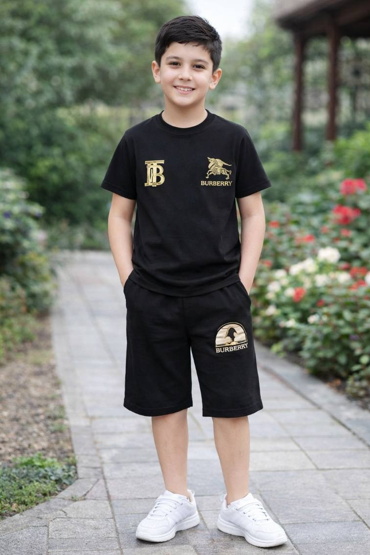 تراك ولادي برموده من عمر 9 _14 
العنوان خانقين شارع مصرف مقابيل مجمع اراز 
للاستفسار تواصل 
***********
يوجد لدينا خدمه توصيل الى جمع مناطق خانقين
