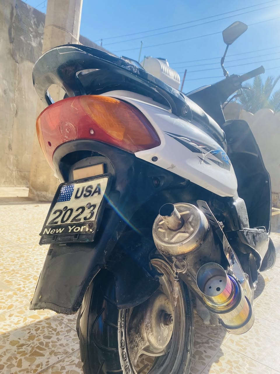 سلام عليكم ماكس قجمه  مزوده بوشه 55صالنصات رياضي شلعه ما شا الله دراجه خير من الله نكره وحده سلف وهندر انكر وطلع منفيس مالتها موجود سعر 450وبيها مجال حك جيه عنوان بعقوبه تقاطع القدس رقم ***********
