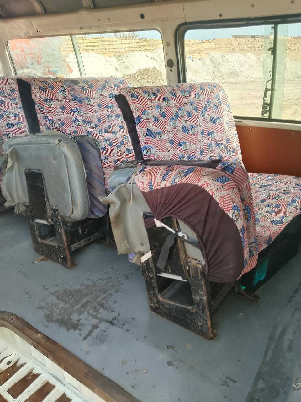 السلام عليكم مازده موديل ٩٥ نكليزلي بسمي سنويه ٢٨ سياره جاهزه حداديه تخم تاير مكينه ٣٠٠٠ بريجو سياره حلوه ب٦٠ وبيه مجال  
*********** المكان الناصريه أبو زيوني البدري
