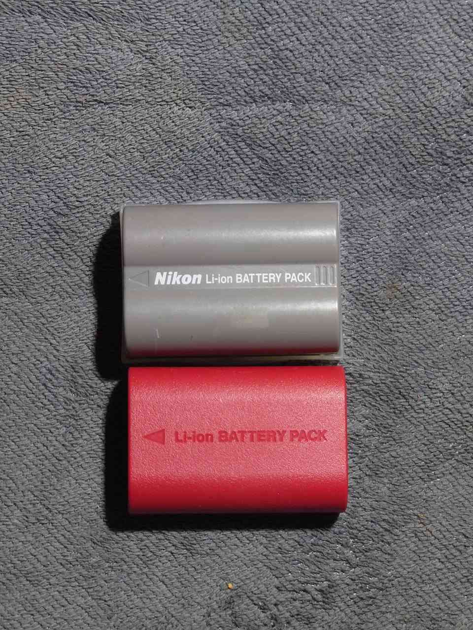 السلام عليكم 
كانون ونيكون 
اول تم 10 مع التوصيل


**إذا كنت صاحب هذا الإعلان وتريد حذفه لأي سبب، رجاءا أرسل رسالة إلى الدعم الفني**