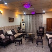 كنبة • جديدة • مع مخدات