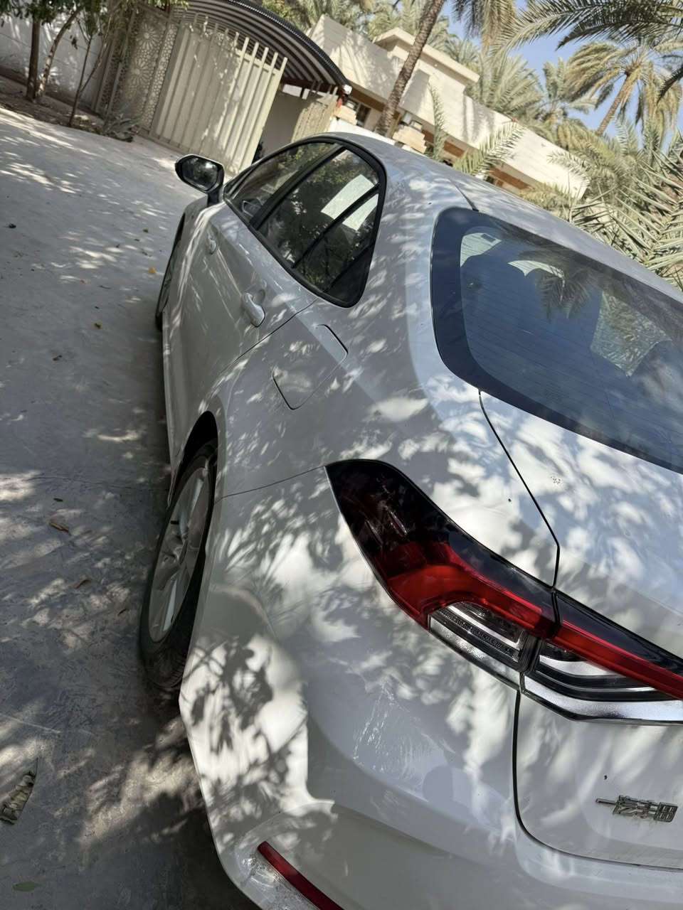 ٢٠٢٥ ماشيه ١٠ الف ***********مكان صويره السعر٢٣٥٠٠٠٠٠
