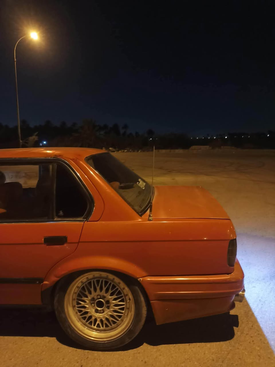 للبيع او مراوس ❤️✈️e30
زعره موديل 91سعر 23 وبيهه  مجال بصيط
مكينه V6 وكير ZF  فول نشاط مكينه وكير فول
ولباقي شوف العين  بيهه نواقص بصيطه سنويه صاقطه ب2020بيهه لايت زنون غرفتهه حلوه عضمتهه حلوه راعيهه بل ناصريه متيهه ميطلب عليهه  شي   مكاني بابل حي البكرلي *********** حلة, بابل
