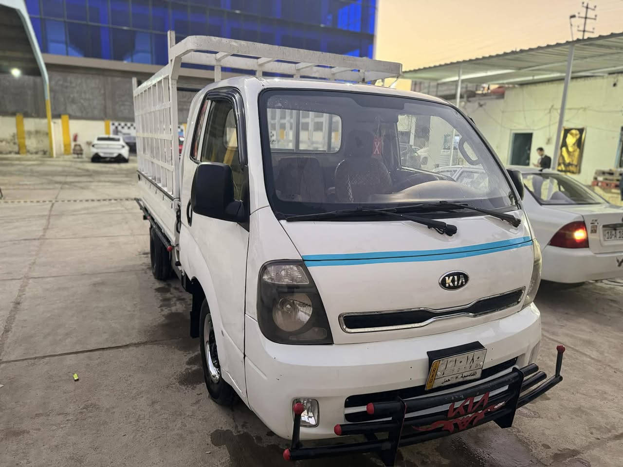 السلام عليكم كيا حمل 2013 سياره كفاله جير ماكينه اكسل شاصي مكانها بابل رقم قادسيهل سياره عظمتها حلوه وخير من الله السعر 93 وبيها مجال شيء قليل ***********
