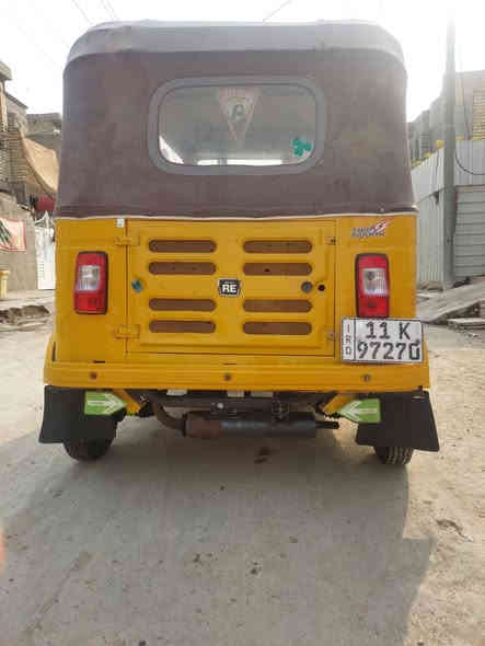 سلام عليكم  تكتك مديل 18معمره دوس مكينه مجفته جديده مكان العبيدي شارع عشرين مال راسه ***********
