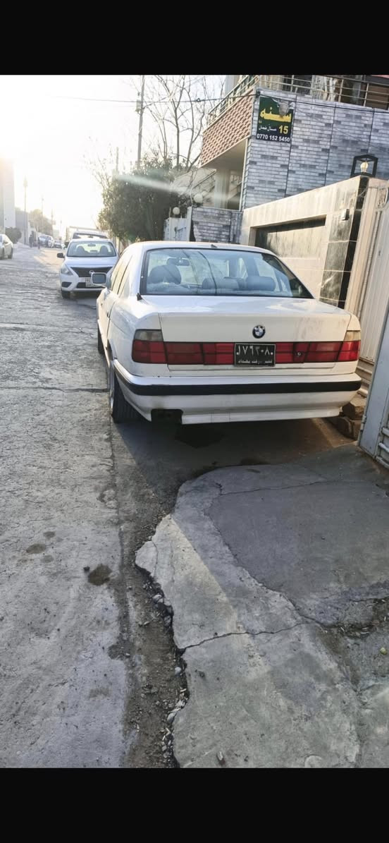 سەرەتا بەناوێ خواێ گەورە بێئێم 520 گێرعادێ  مۆدێل 91 سلاێت   سەێارە کە گێڕومەکێنەێ لۆکێ لەسەرە   بێ دوکەڵ بێ هەڵم هەتابڵێ جوانوو مەزبوتە بێ دەعمە بێ تەقەو بێ ڕەقەێە  سەێارەکە ئاڕم پلاسێک سلێمانێە  بەسەرتێ موس و براوە و ئارموو ئەوەلێات بەشەرتێ غەرامەش  سەێارەکە ئێ من نێە تەلەفونێ بۆبکەن سعرى 38 گەڵاو مەجال  لەسلێمانێە ***********
