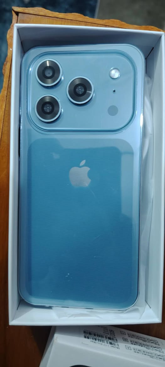 ايفون 17 صيني ذاكره تيرا رام 16 السعر 120  الرقم***********
