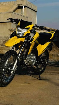 موطور للبيع kAVIR موديل 2025 محرك ستك گير  سرعه 130 الموطور خير من الل...