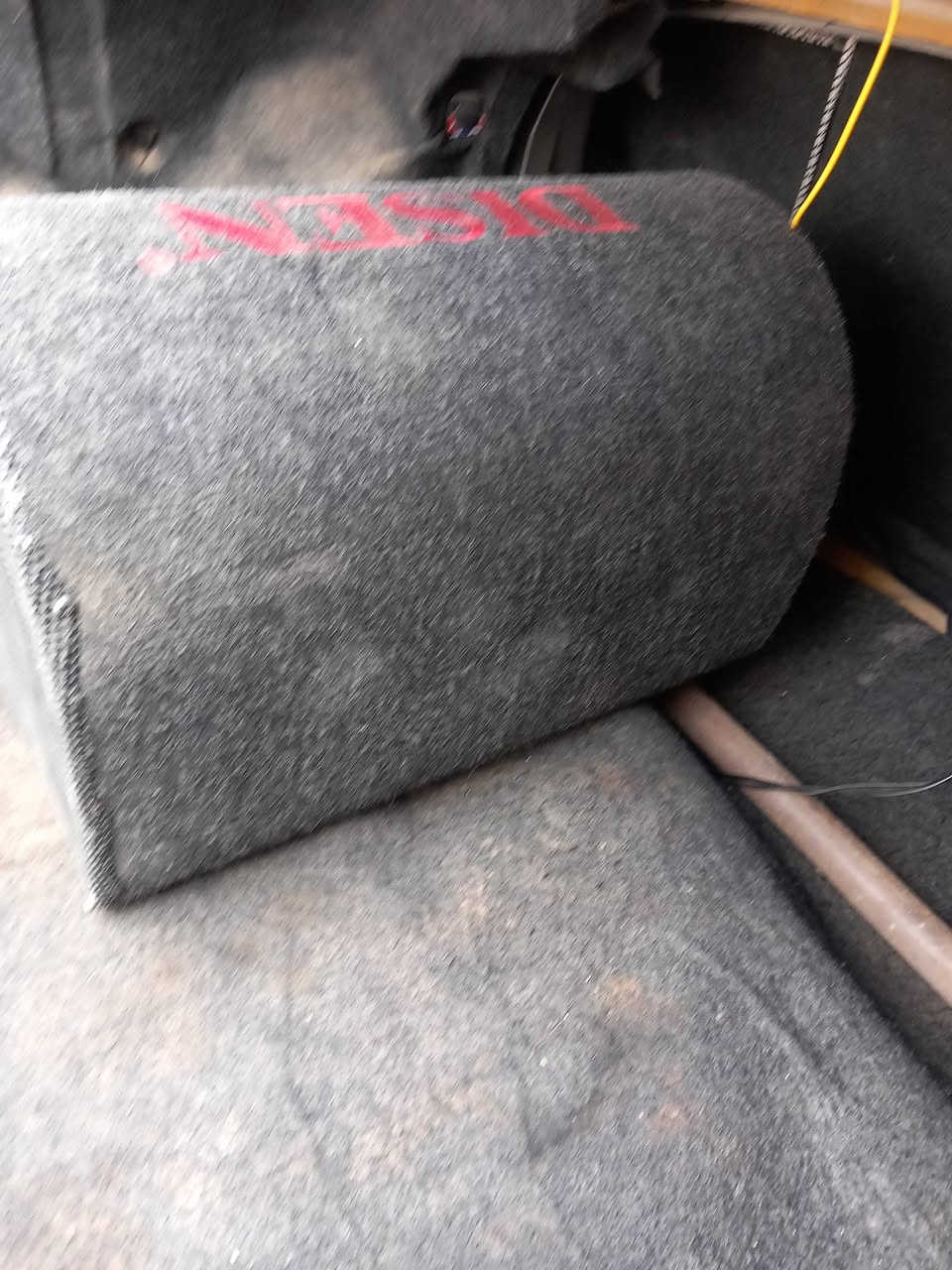 سلام عليكم دمام حجم كبيرللبيع جديد سعرة ٥٠الف مكاني قضاء المقادير ***********
