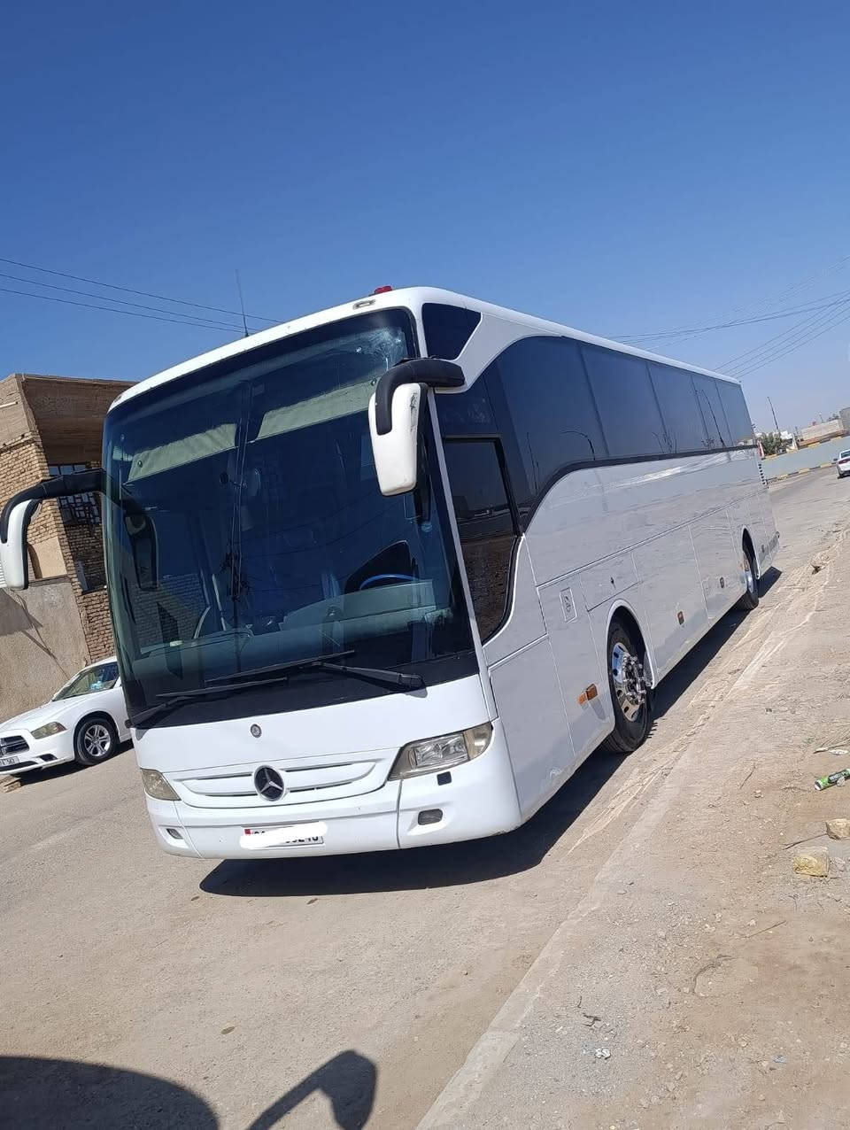 السلام عليكم اترزمو موديل ٢٠٠٩ اصل جاهزه تخم تاير تبريد جديد تبريد صيني ابو زعانف رقم شمالي انكليزي تحويل ثاني السياره جديده بمعنه الكلمه السعر ٥٣٥ وبيها مجال بصيط لاستفسار تصل  مكان السياره بالعمارة ***********
