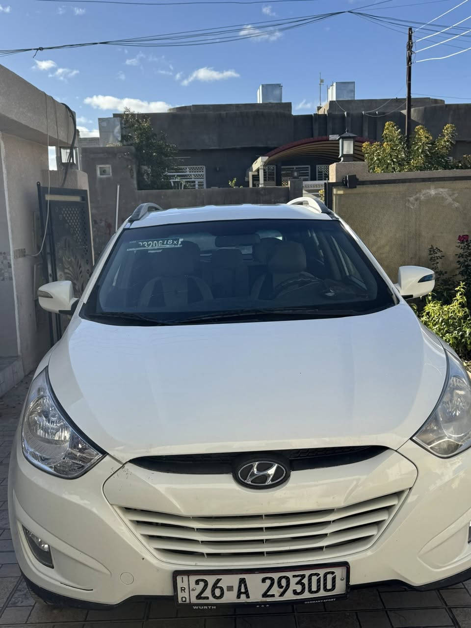 السلام عليكم توسان(( 2011 )) خليجي السياره ماناقصها شي كله شرط كير محرك ختم تايرات باتري جديد سياره جاهزه ع آخر حبابه ضررها الجاملغ خلف السايق بيها سونار بس قديم تجي تفحص وتاخذها سعرها 130 وبيها مجال قليل تحويل ثاني يوم مكانها صلاح الدين قضاء الدور 
***********
***********
