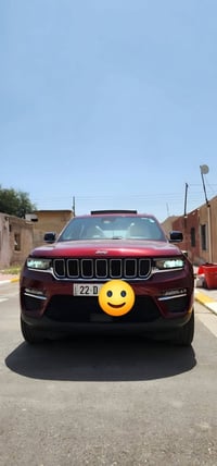 من رخصه مسؤل الكروب بسعر مغري    جيب كراند شيروكي 2023  لمتد  خليجي وك...