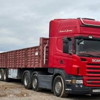 للبيع سكانيا 2009 (حمراء) سنكل امامي قمارة دغداغ عربانة عبدالله جوهر ا...