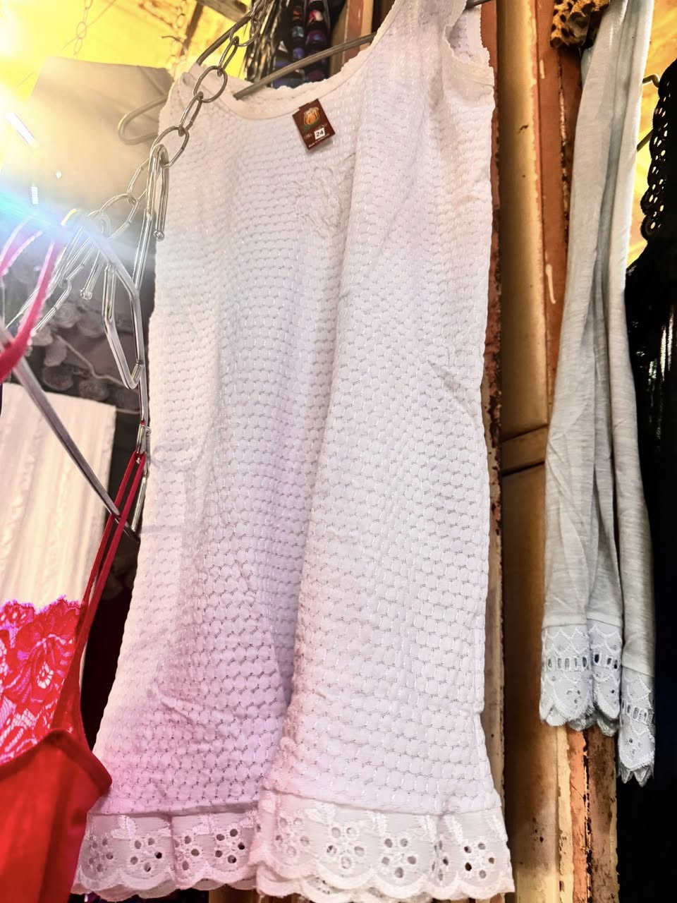 سلام عليكم متوفر شلعة سترابلس بناتي +محير(ابتدائي+متوسط) متوفر كميه جبيره اكثر من ٢٠٠ درزن
لطلب كل الكميه سعر الدرزن ١٠ الاف 
لطلب درازن موجود سعر الدرزن ١١ الف فقط
متوفر توصيل لكل المحافظات 

***********
