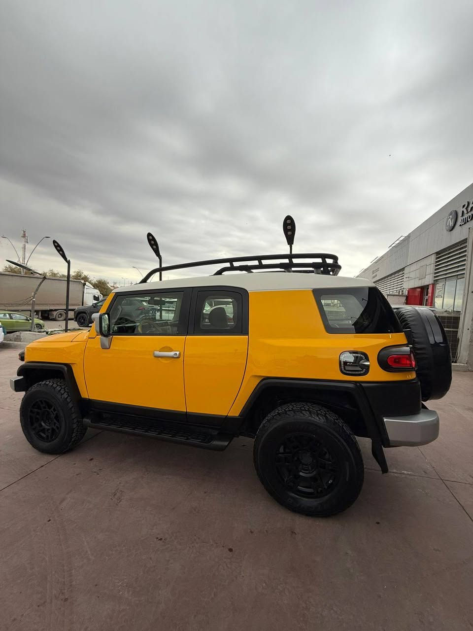 TOYOTTA FG CRUSER 2019
فول مواصفات دةبل ئةكسل رةنگ زةرد سقف سپى ئيمپرى فايةر بي ماو بي ئيرباگ جاملغى سايةق پي دى ئار دووبست دةركا ساردةكوت سنوى جديد حتى 2031 فحص هزة جديد هةمووشت بوشةرت سعر 285$ أربيل, العراق


**إذا كنت صاحب هذا الإعلان وتريد حذفه لأي سبب، رجاءا أرسل رسالة إلى الدعم الفني**