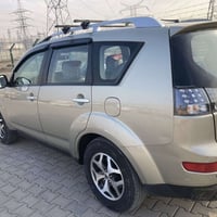 متسيوبيشي اوتلاندر  موديل ٨ سيارة جاهزة مكينة ٦ كير كهربائيات تبريد تخ...