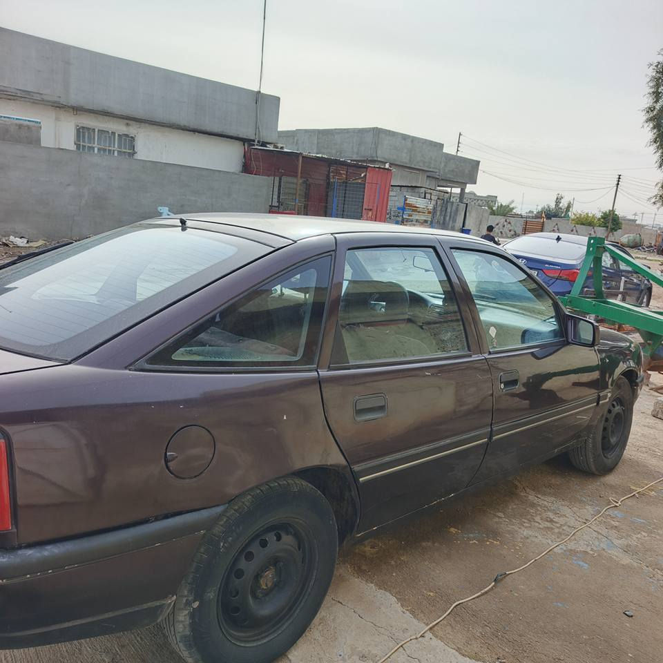 اوبل فكتر للبيع سياره نضيف حيل مال بيت موديل 91 سنويه منتهي دفتر بنزين مابي قطر خياس سعر 32بي مجال *********** كركوك, العراق
