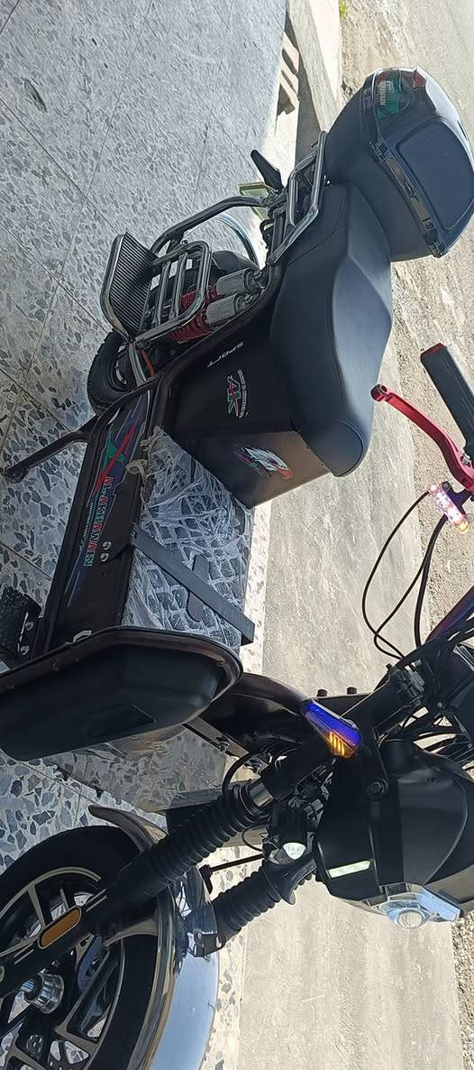 البيع موطور جبلي موديل 25بعده جديد مستخدم شي قليل جدا كله شغال على فحص بي بصمه شركة الاخوين قويه رزن بل مشي 4نمر نظام بك 6بطاريات شرط فحص كله فول مواصفات فول سعر 600بي مجال مكان الرمادي التاميم لاتصال على رقم الهاتف ***********
