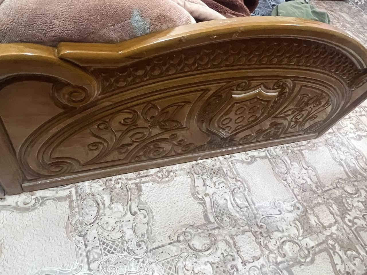 السلام عليكم عندي غرفه نوم جديده توه مفصلها وحتاجيت واريد ابيع غرفه كارتون خشب اصلي وثقيل السعر مليونين وبيها مجال العنوان البصره ابي الخصيب
رقم /***********
ع رقم فقط
