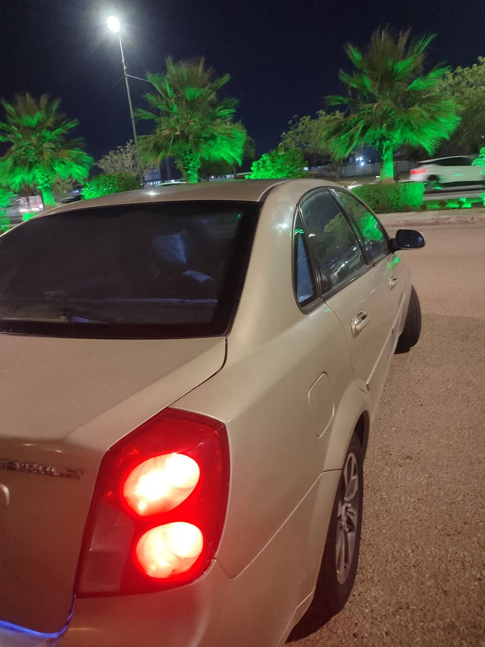 سلام عليكم اوبترا 2011 رقم انكليزي باسمي سنويه لل 28  صبغ حزام سياره حلوه كير محرك خير من الله تبريد شغال السعر 65 بيها مجال قليل مكان كربلاء وهذا رقمي***********
