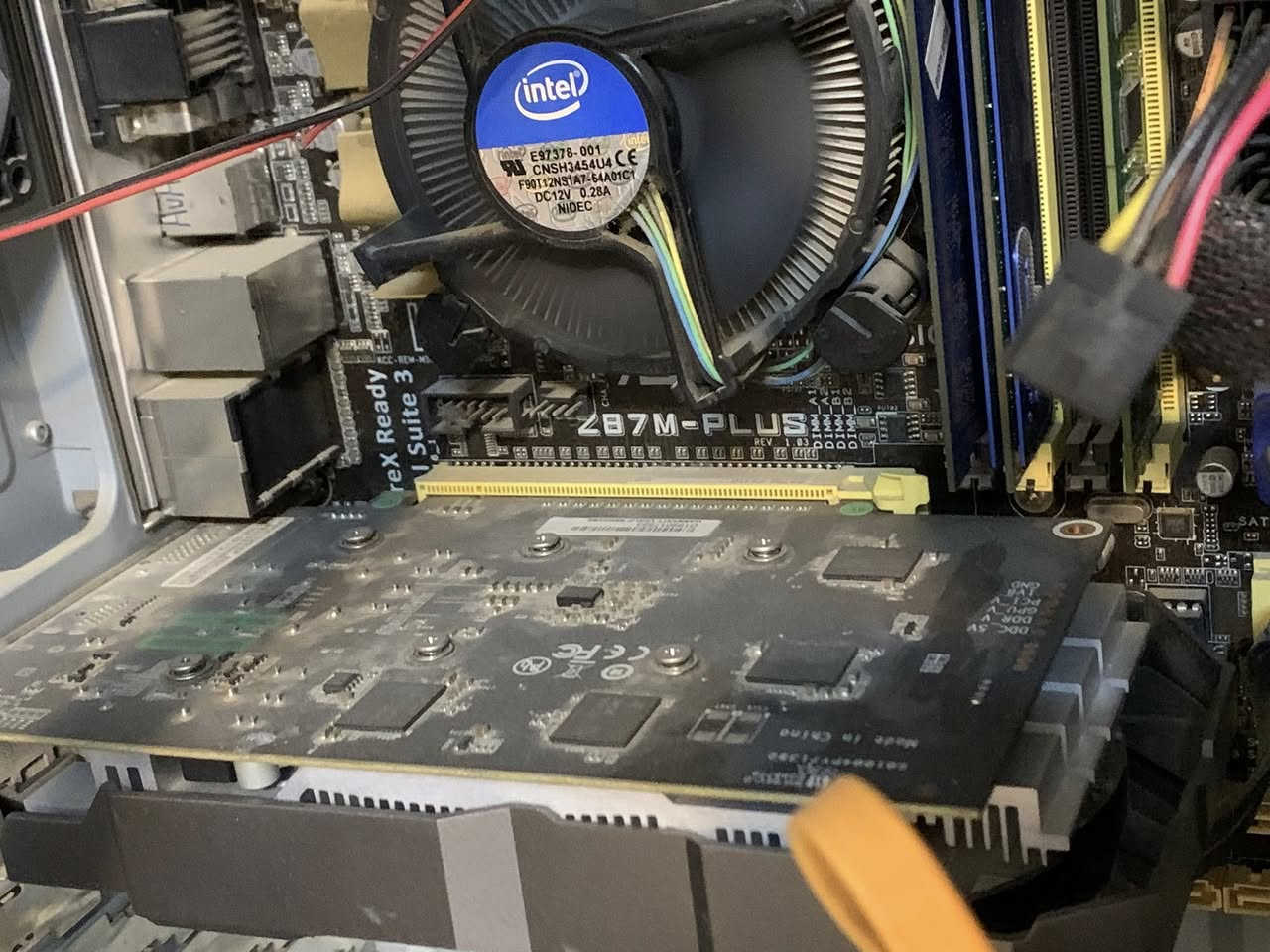 حاسبه gtx 1050ti تشغل كل الالعاب بغداد دورة
٢٥٠


**إذا كنت صاحب هذا الإعلان وتريد حذفه لأي سبب، رجاءا أرسل رسالة إلى الدعم الفني**
