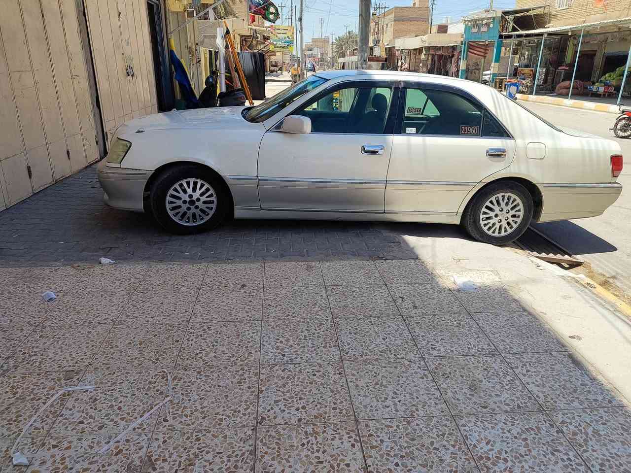 سلام عليكم ملكه أدوات
3دكم دواخل نظيفه
سياره عوزه حداديه 
وغاز 
محرك D4 جبير
مكاني شطره 
***********
شراي اتصل
