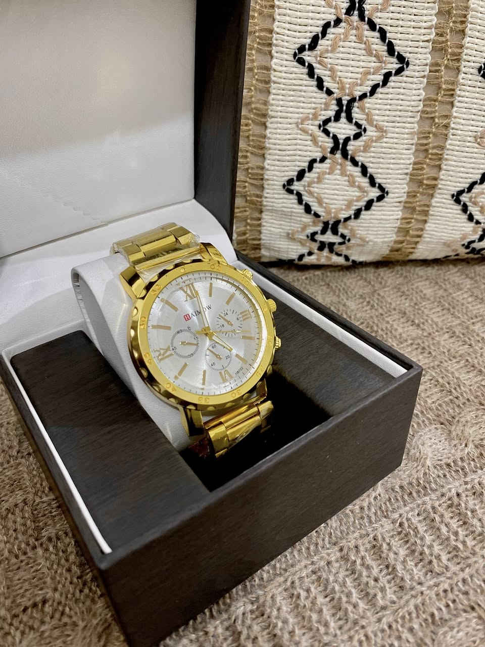 ساعات رجالية انيقة متوفرة في متجرنا

 
للطلب دايركت 📩
متوفر توصيل داخل العزيزية 
Chic._store


**إذا كنت صاحب هذا الإعلان وتريد حذفه لأي سبب، رجاءا أرسل رسالة إلى الدعم الفني**